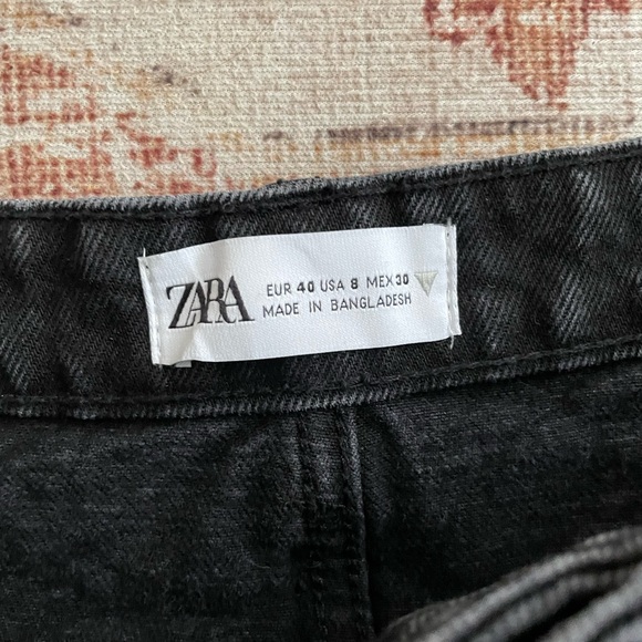 Zara black denim distressed shorts - Picture 4 of 6